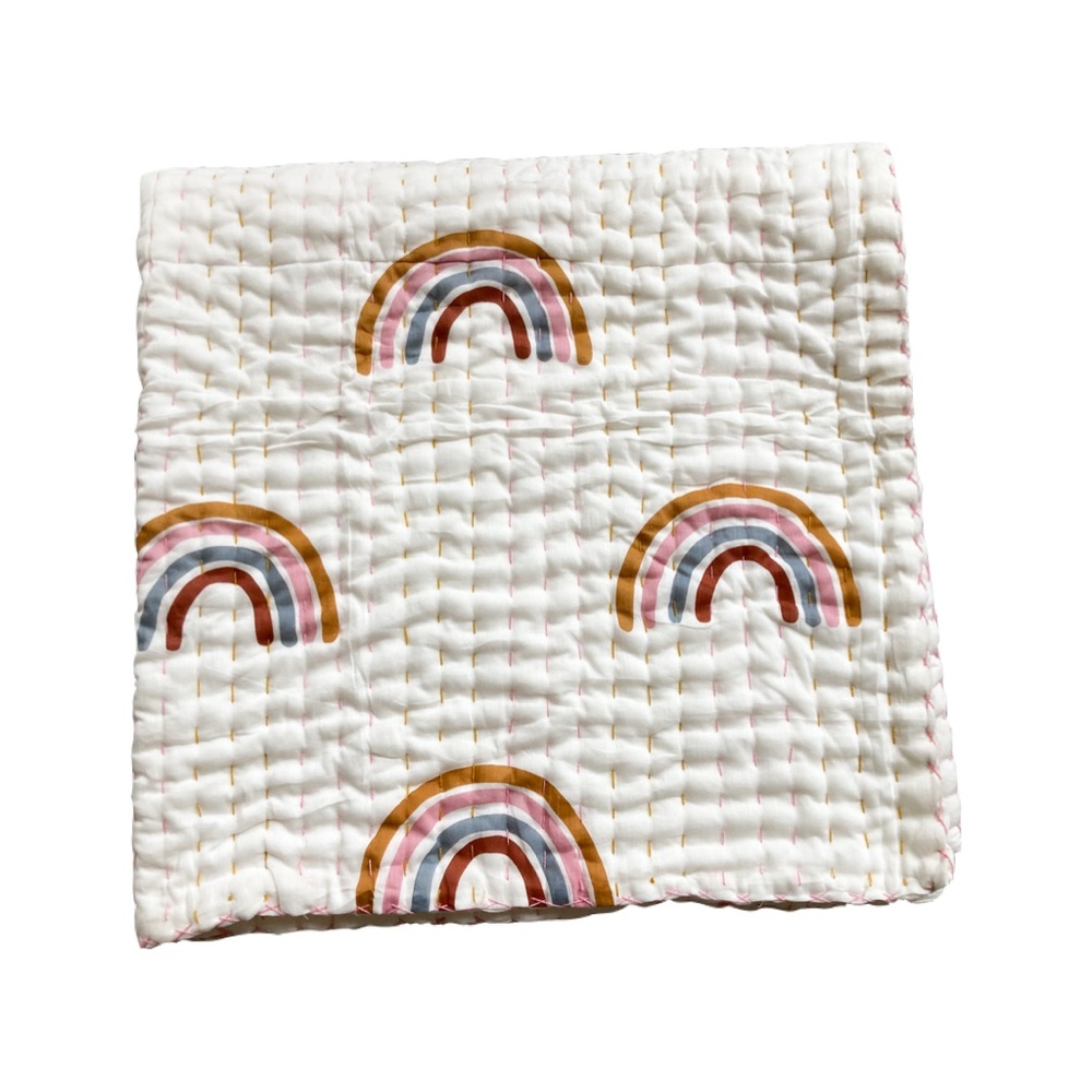⭐️ BOGO ⭐️ HP-Over the Rainbow Kantha Baby Quilt - Picture 4 of 8
